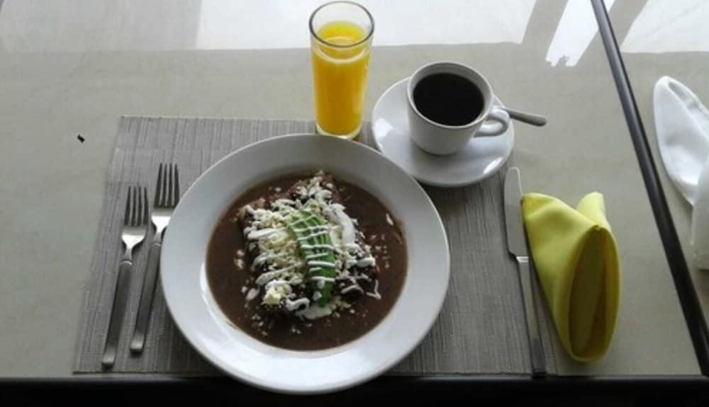 Villa Las Margaritas Plaza Cristal Xalapa Extérieur photo